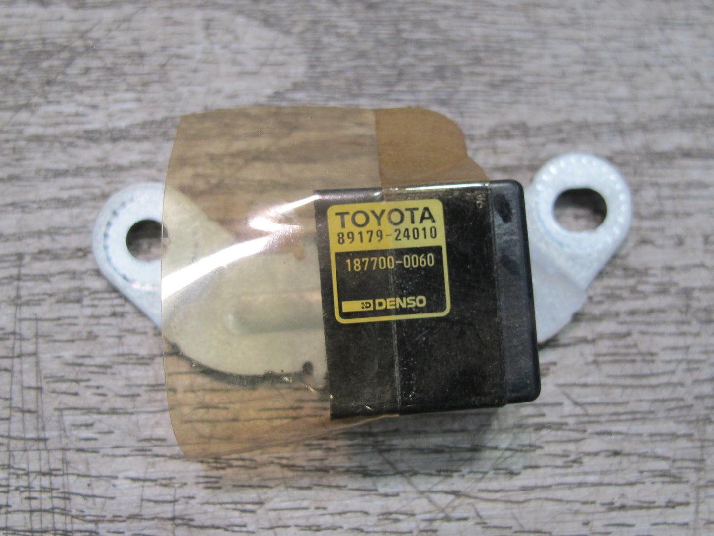 97 TOYOTA UCF20 CELSIOR SRS AIRBAG CONTROL MODULE UNIT 89179-24010 OEM