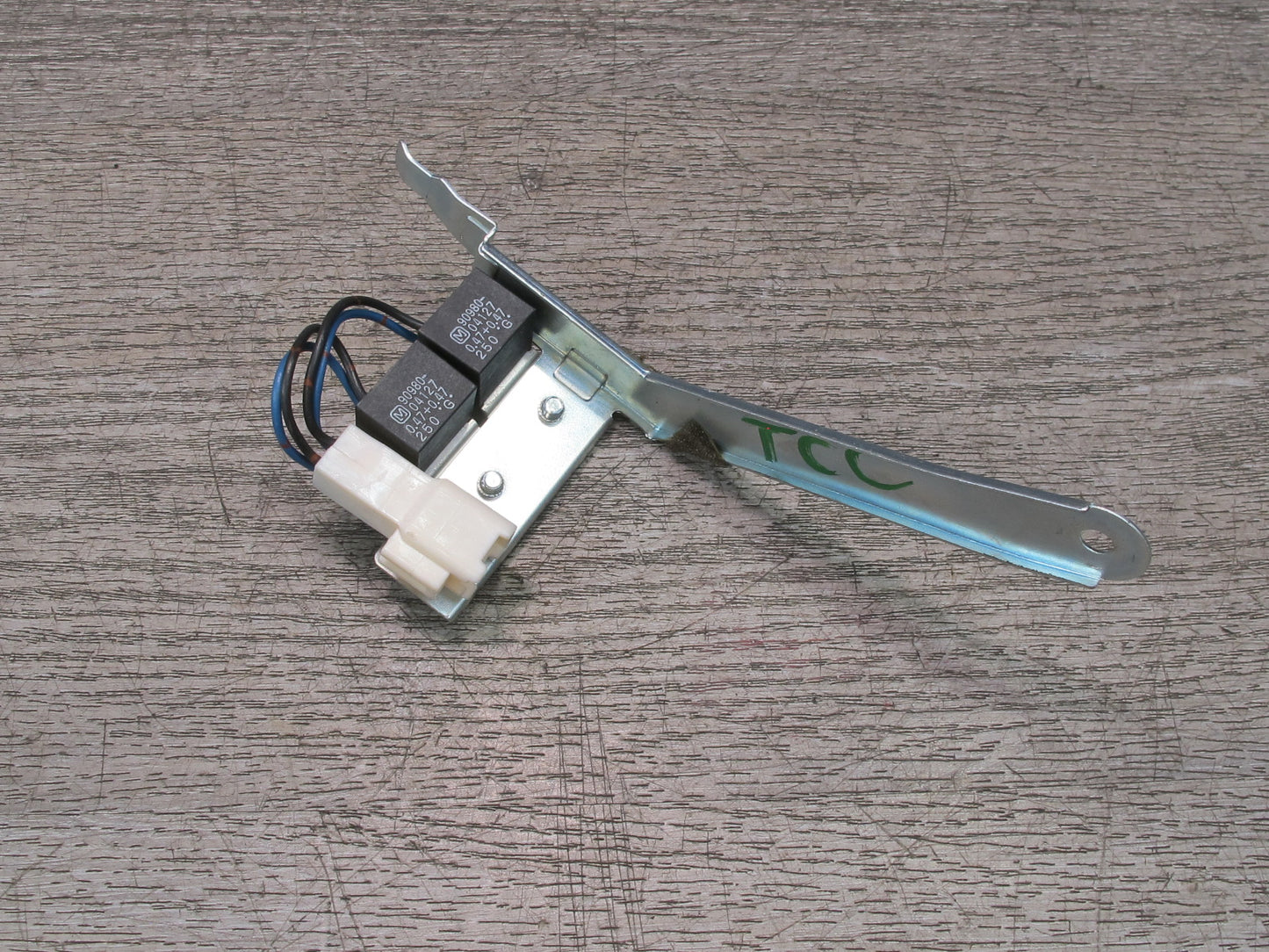 95-97 Toyota Celsior Lexus LS400 UCF20 Radio Setting Condenser 90980-04127 OEM