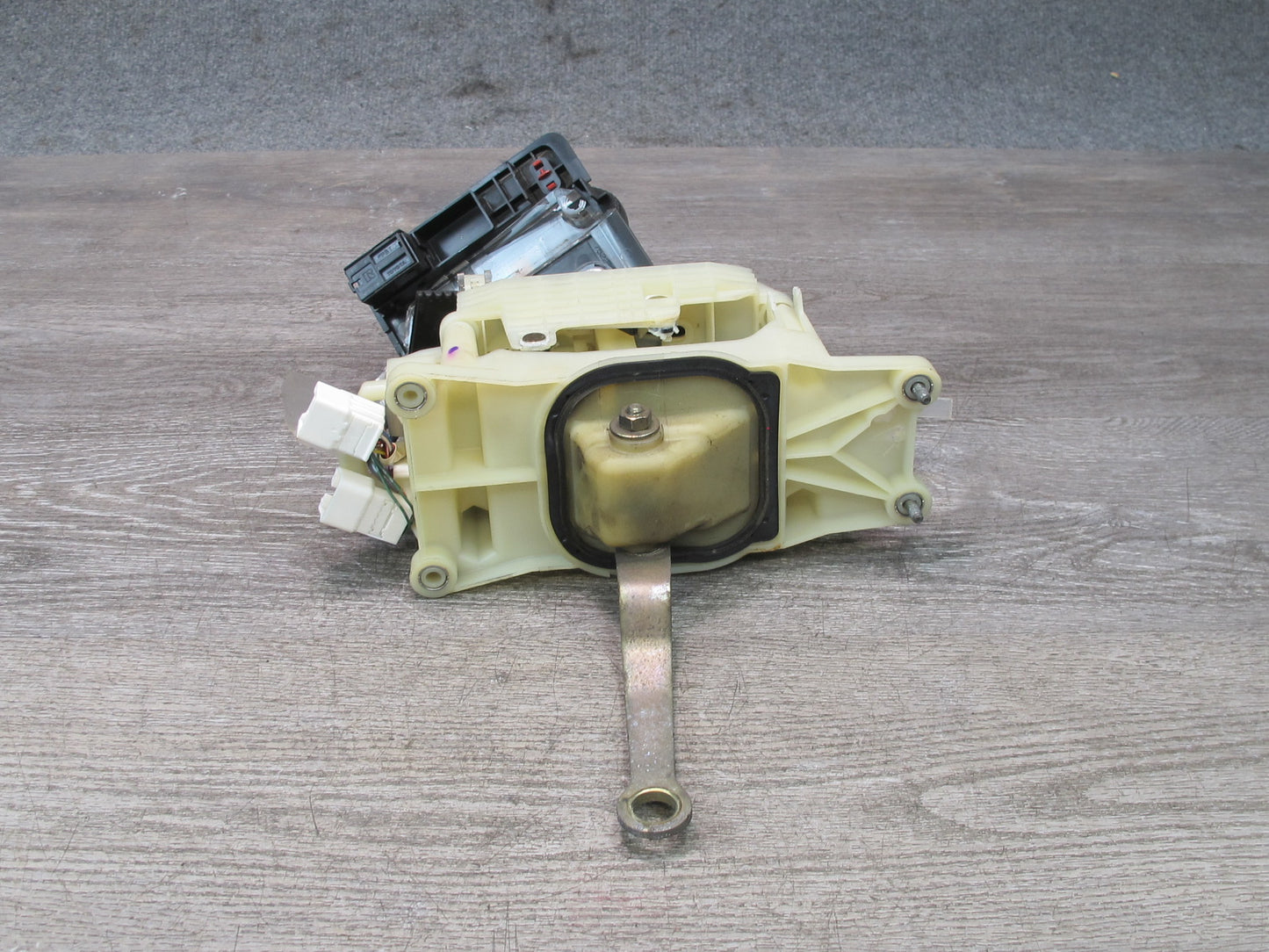 95-97 Toyota Celsior UCF20 RHD A/T Automatic Transmission Gear Shifter OEM