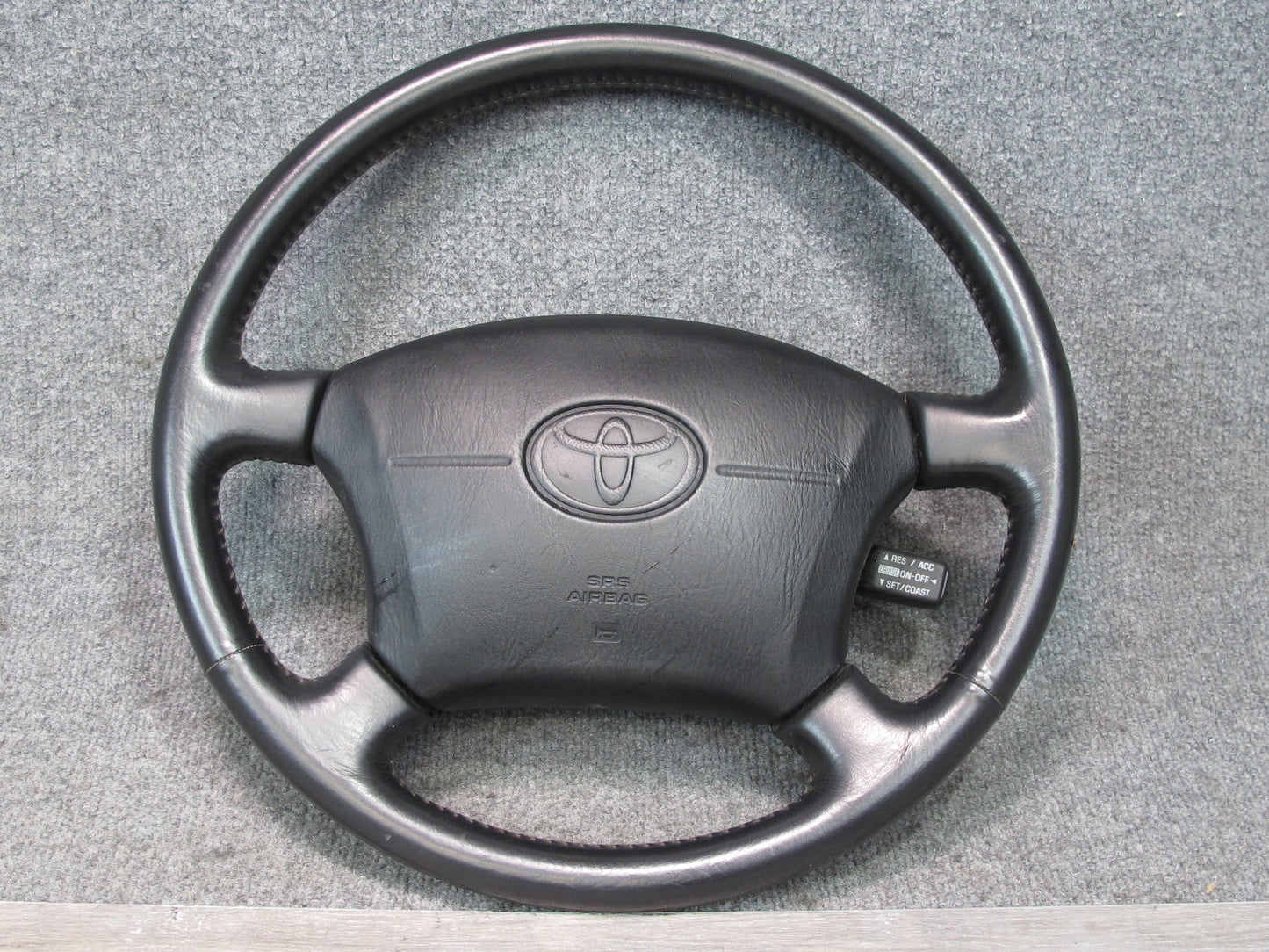 97 TOYOTA UCF20 CELSIOR FRONT RIGHT DRIVER SIDE STEERING WHEEL W/ SRS AIRBAG OEM