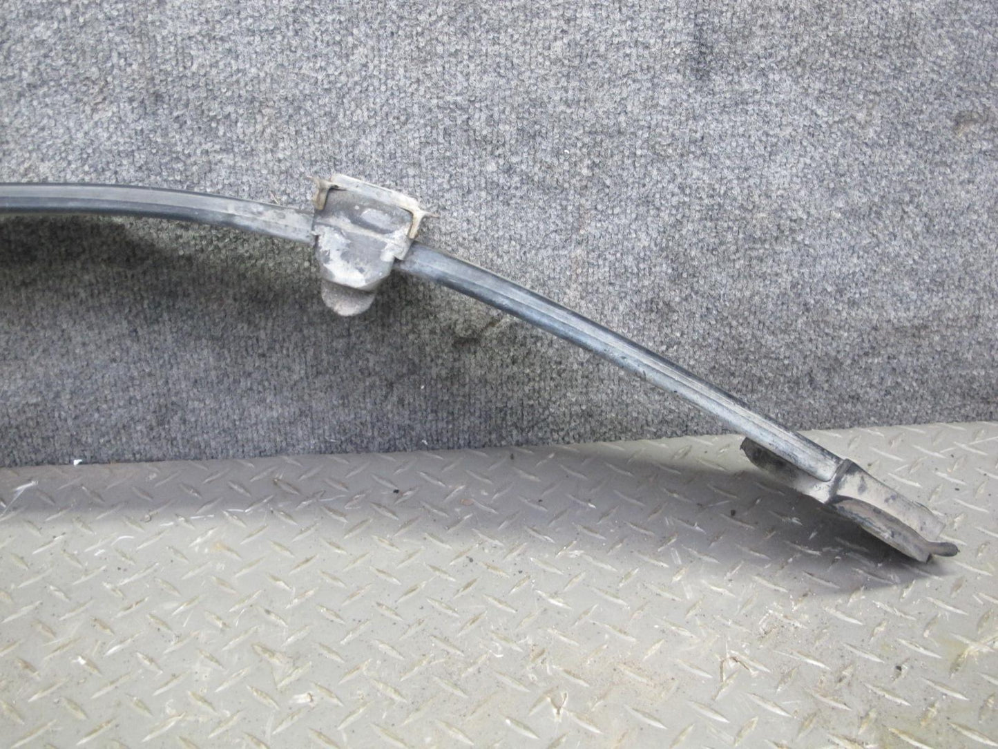 88-91 Chevrolet Corvette C4 Coupe Front Suspension Mono Leaf Spring OEM
