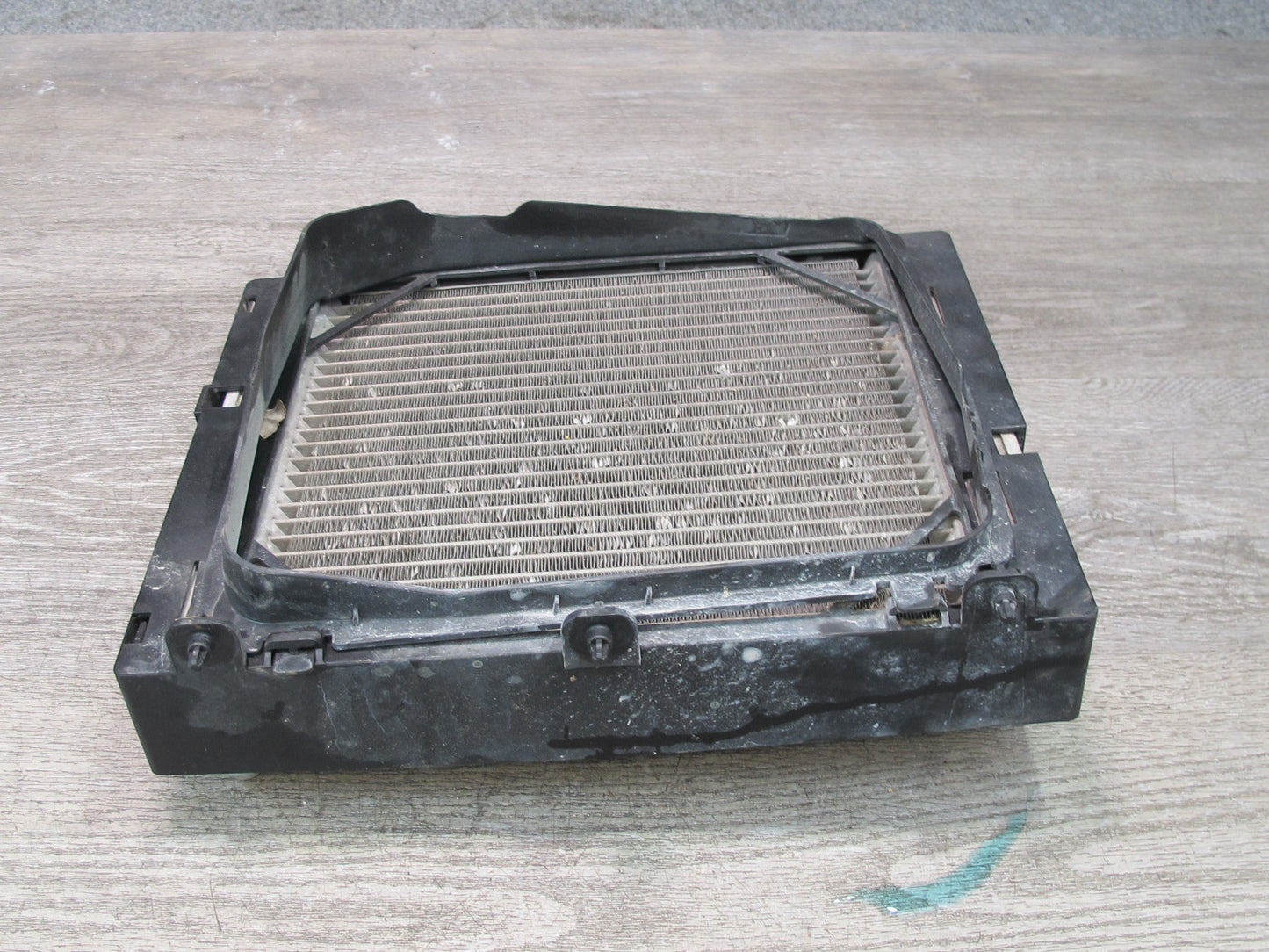 2012-2018 BMW F12 F13 M6 S63T Left Secondary Auxiliary Radiator Cooler