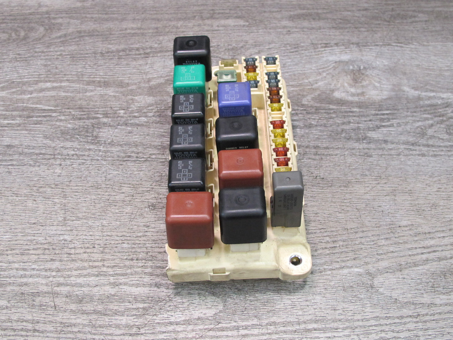 95-97 Toyota Celsior UCF20 RHD Engine Bay Fuse Relay Box Module OEM