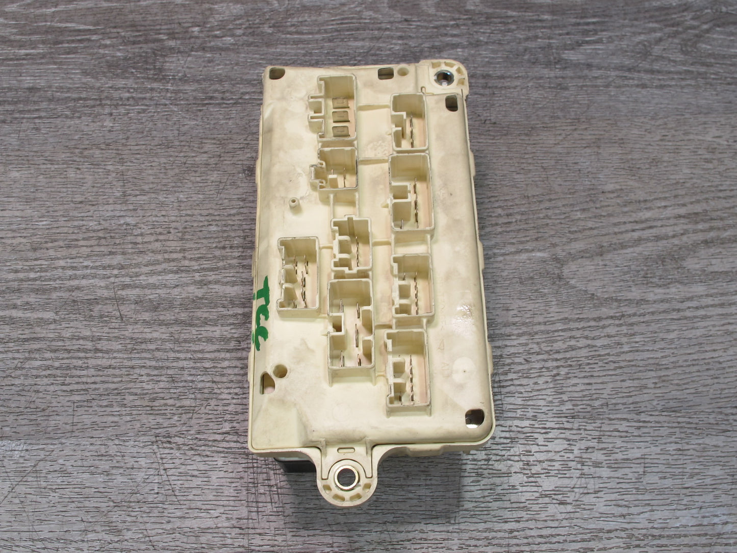 95-97 Toyota Celsior UCF20 RHD Engine Bay Fuse Relay Box Module OEM