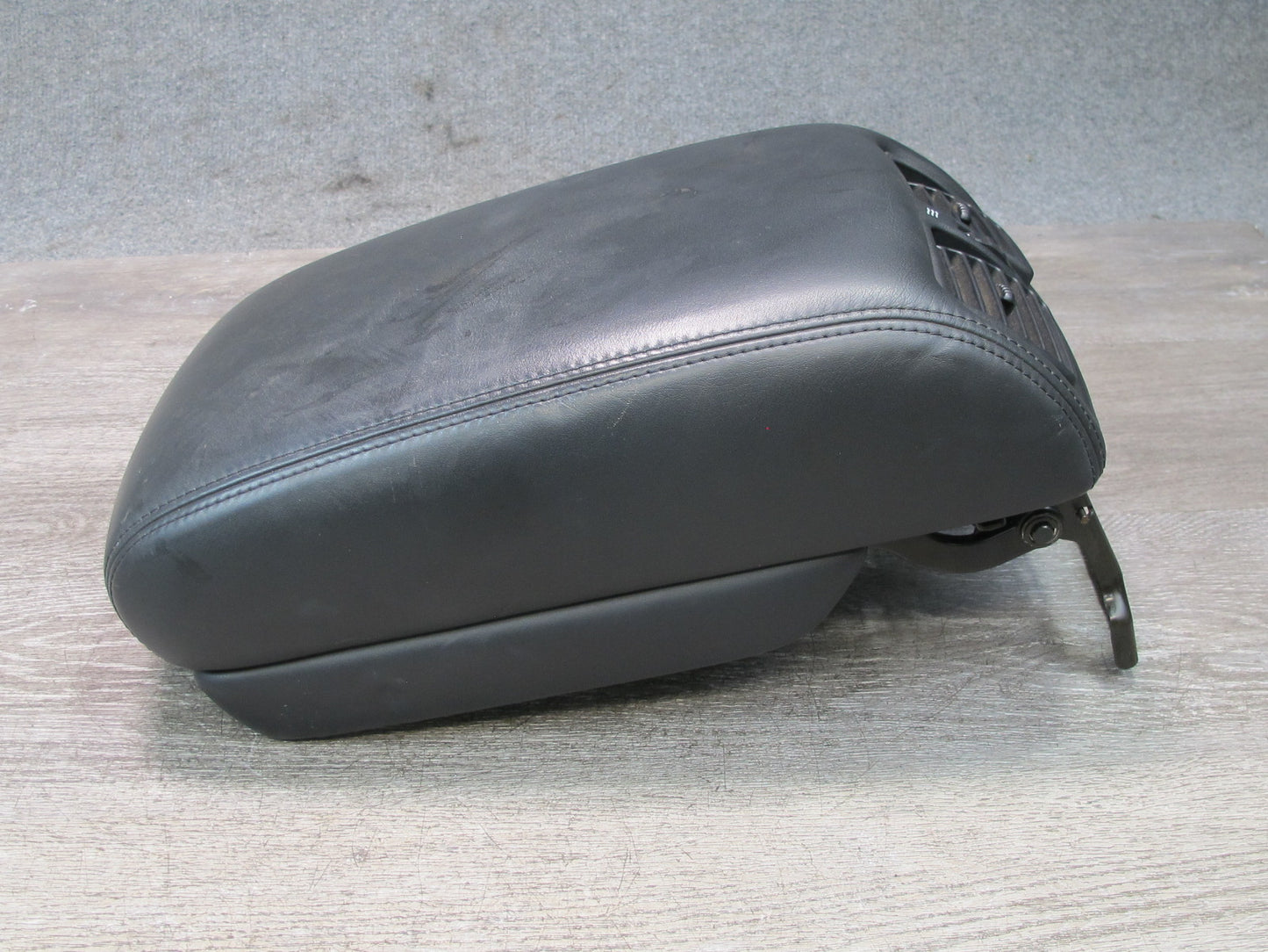 95-97 Toyota Celsior Lexus LS400 Center Console Armrest Lid Storage Black OEM
