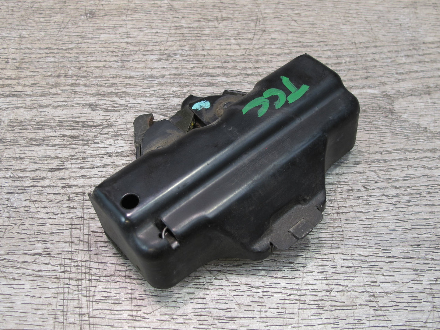 95-00 Toyota Celsior UCF20 RHD Front Hood Bonnet Lock Latch OEM