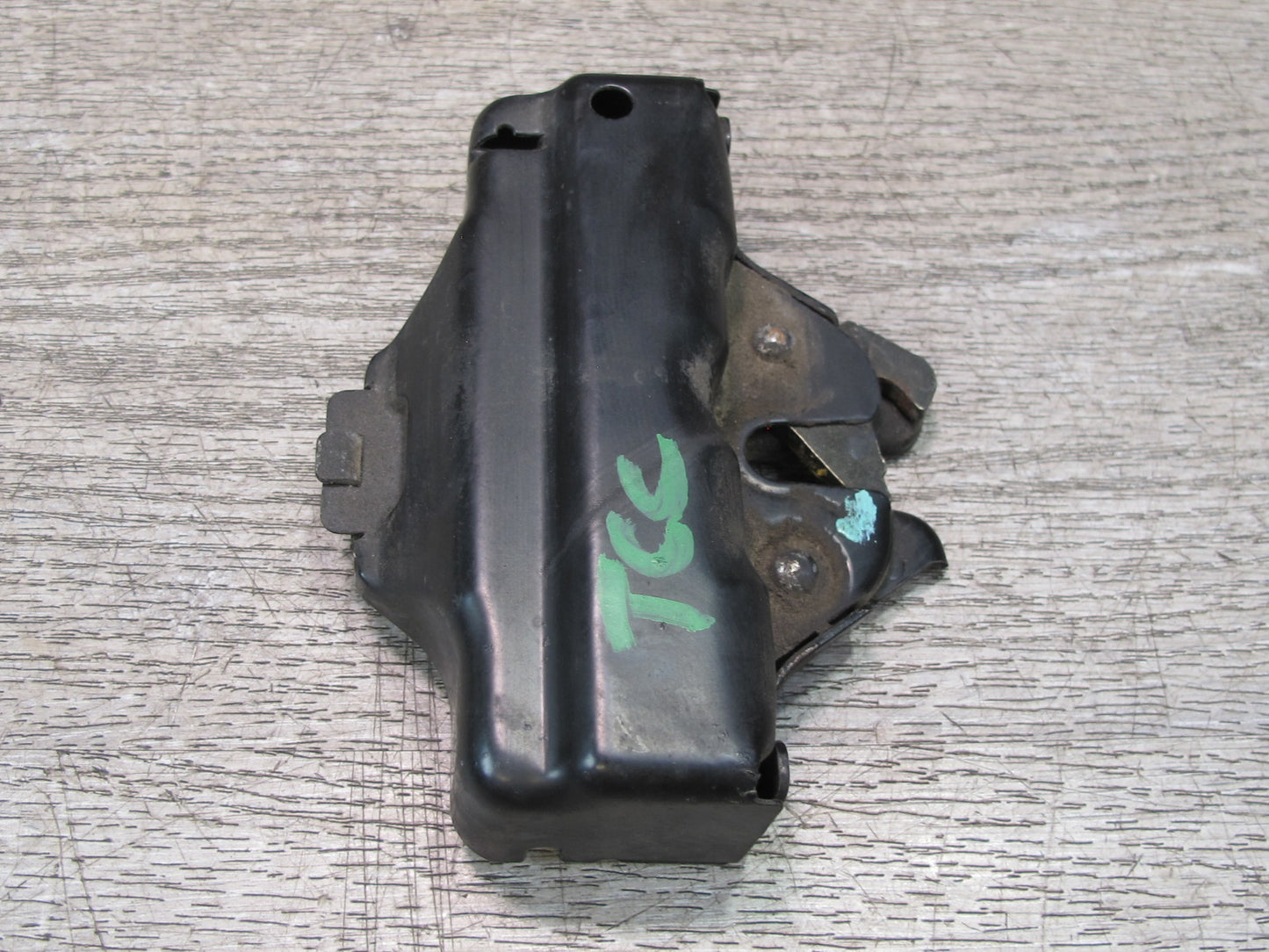 95-00 Toyota Celsior UCF20 RHD Front Hood Bonnet Lock Latch OEM