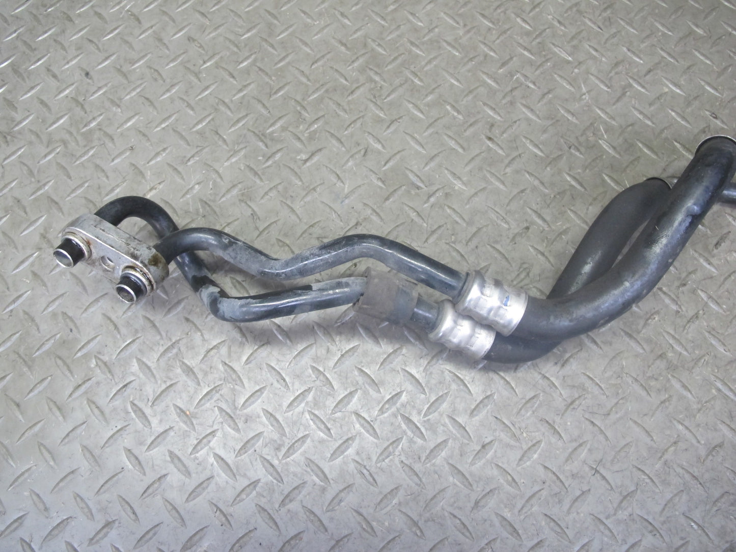 12-15 BMW F32 F33 F30 335I N55 Engine Oil Cooler Hose Pipe Line OEM