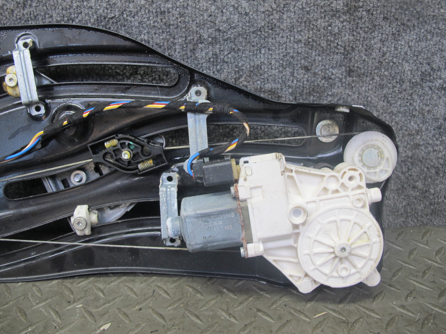09-16 BMW E89 Z4 Rear Right Quarter Window Regulator w Motor 7198308 OEM