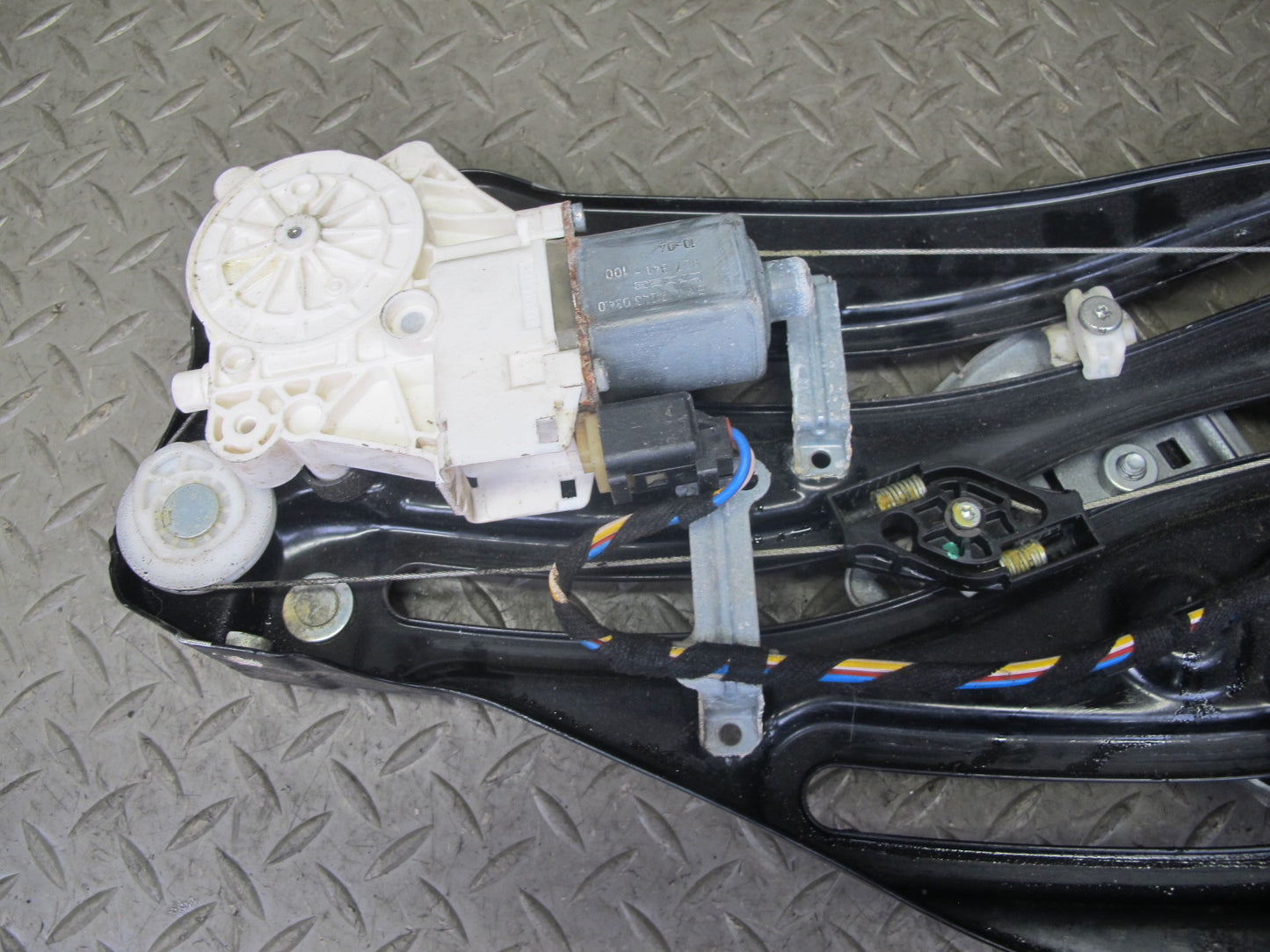 09-16 BMW E89 Z4 Rear Right Quarter Window Regulator w Motor 7198308 OEM