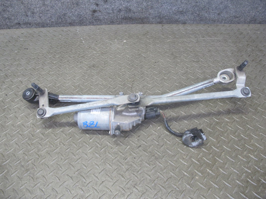 09-16 BMW E89 Z4 Windshield Wiper Transmission Linkage w Motor OEM
