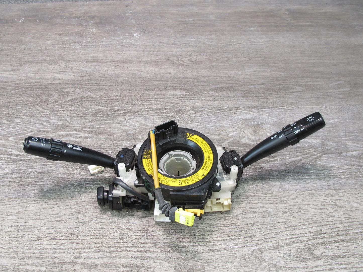 97 TOYOTA UCF20 CELSIOR STEERING COLUMN SWITCHES CLOCK SPRING ASSEMBLY OEM