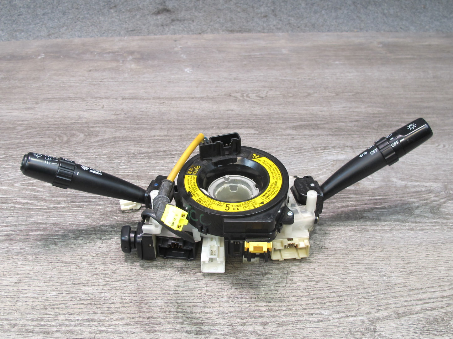 97 TOYOTA UCF20 CELSIOR STEERING COLUMN SWITCHES CLOCK SPRING ASSEMBLY OEM