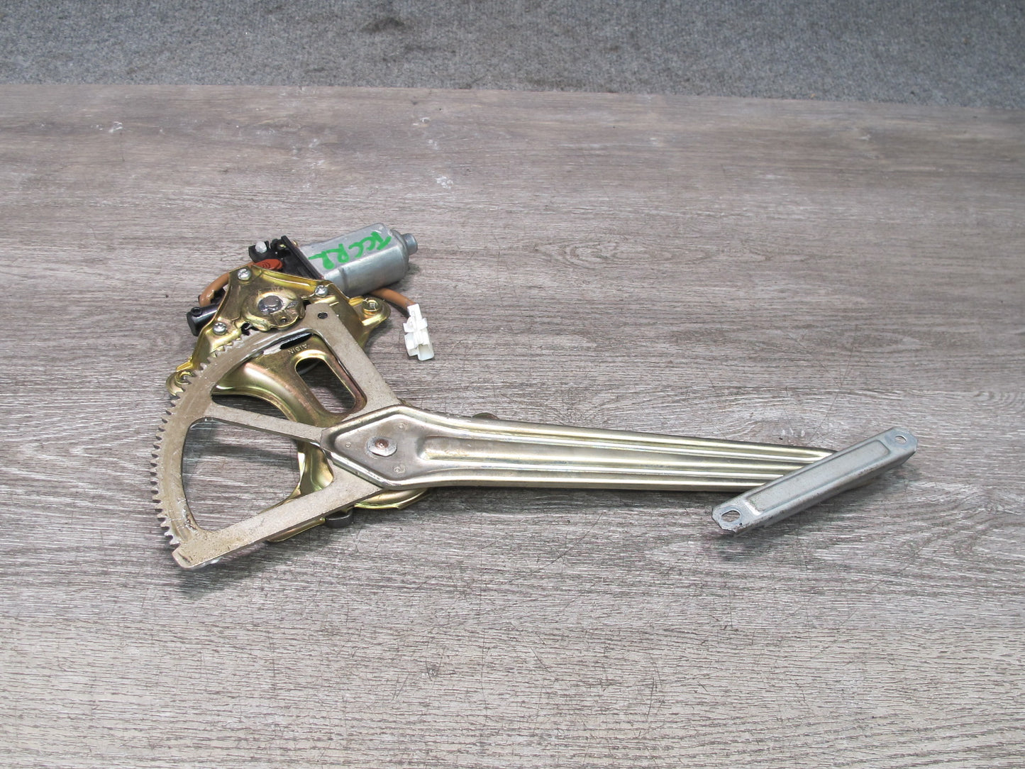 95-97 Toyota Celsior Lexus LS400 Rear Right Door Window Regulator w Motor OEM