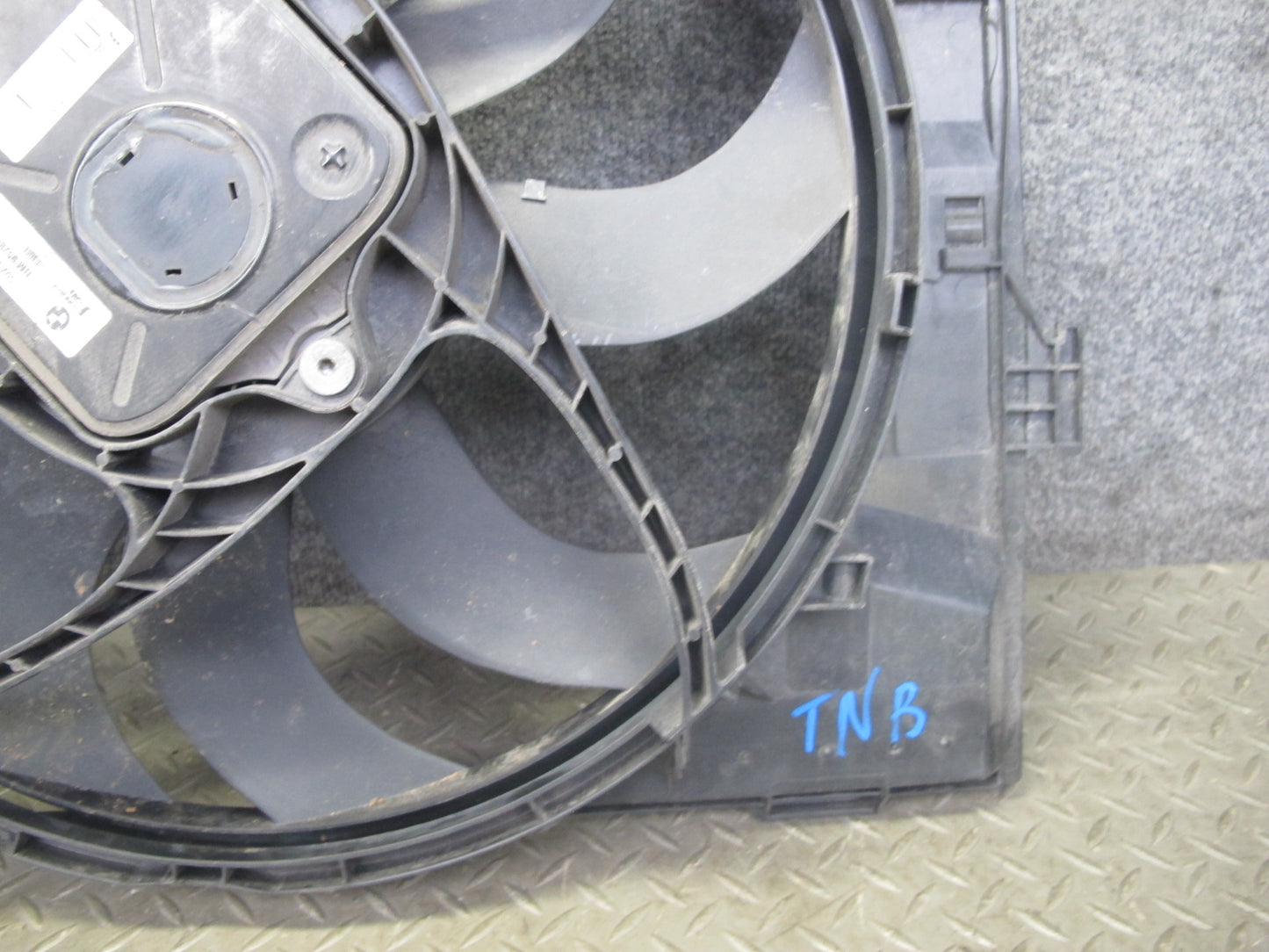 12-15 BMW F30 335i 600W Radiator Electric Cooling Fan 7640511 OEM