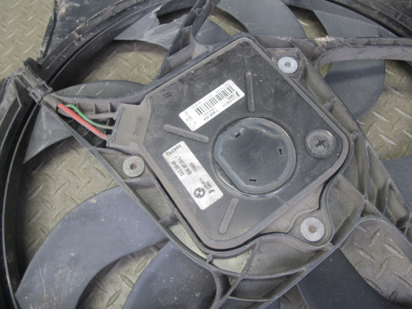 12-15 BMW F30 335i 600W Radiator Electric Cooling Fan 7640511 OEM