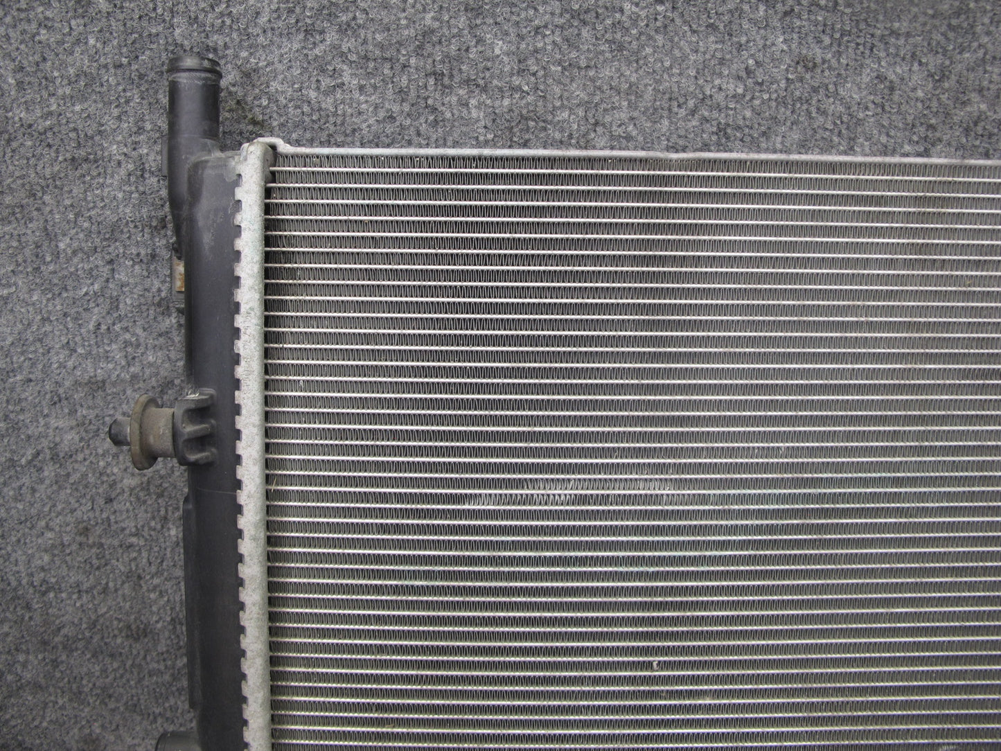 2014-2017 Infiniti QX60 Hybrid Radiator Inverter Cooler 21457-3JV0A