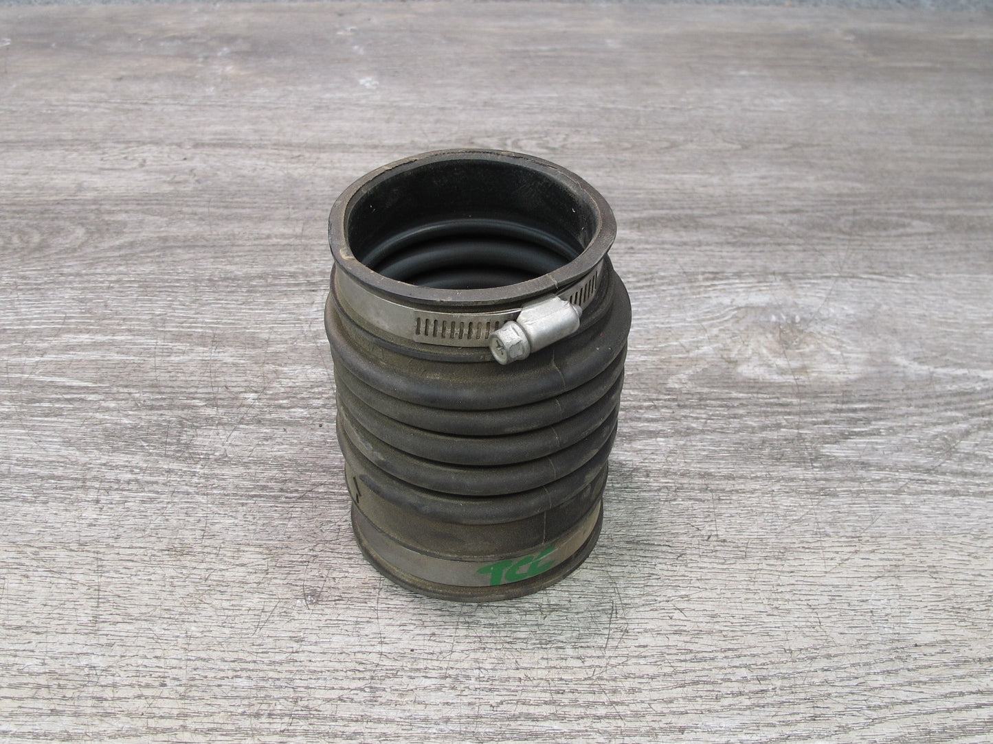 95-97 Toyota Celsior Lexus LS400 UCF20 Air Intake Cleaner Hose Pipe Line OEM