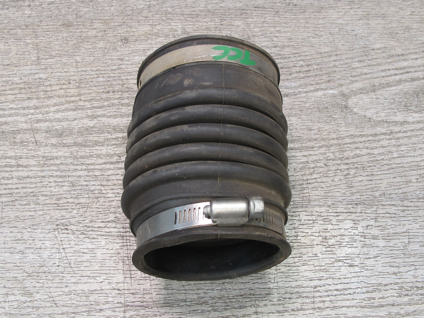 95-97 Toyota Celsior Lexus LS400 UCF20 Air Intake Cleaner Hose Pipe Line OEM