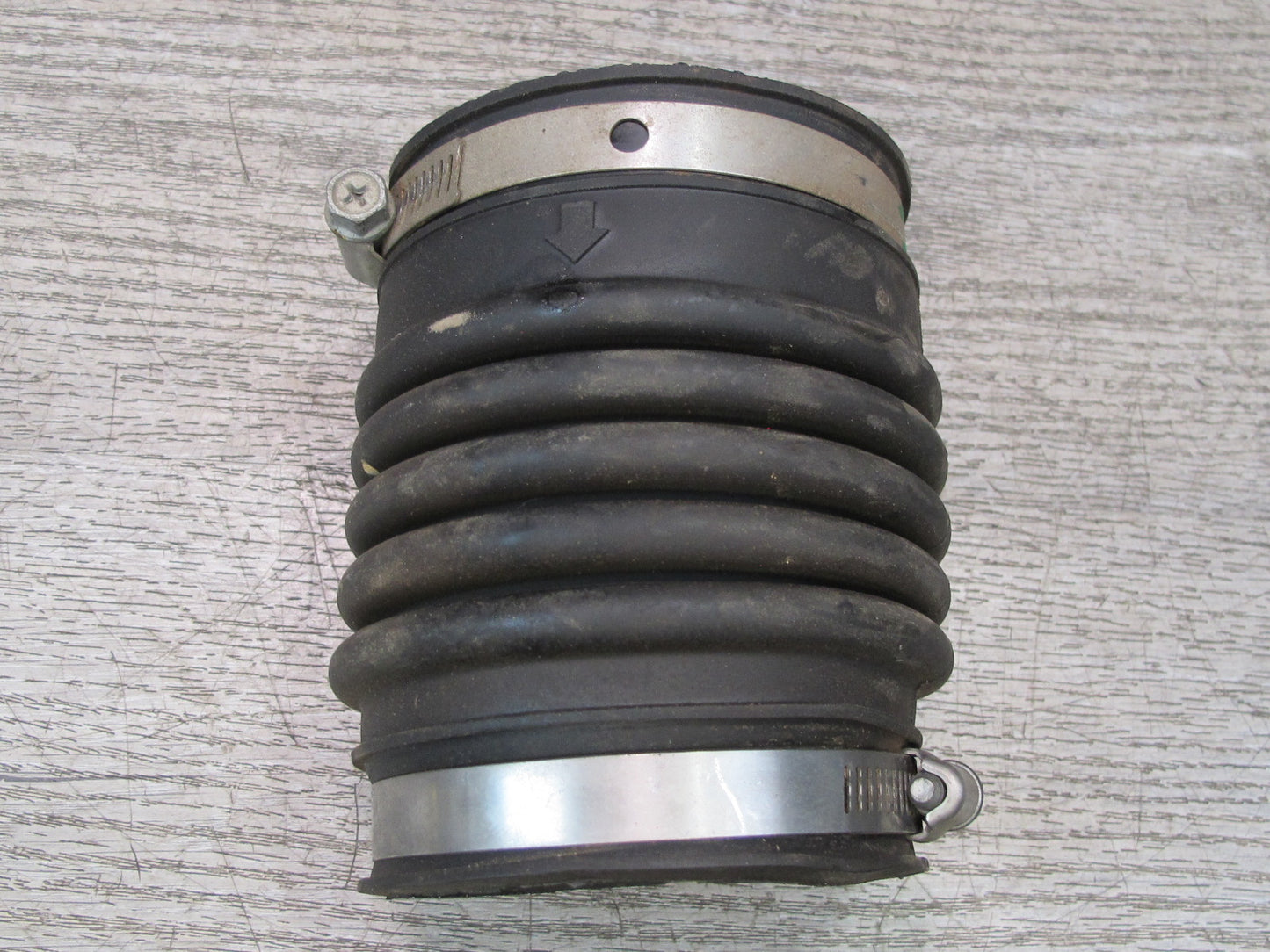 95-97 Toyota Celsior Lexus LS400 UCF20 Air Intake Cleaner Hose Pipe Line OEM