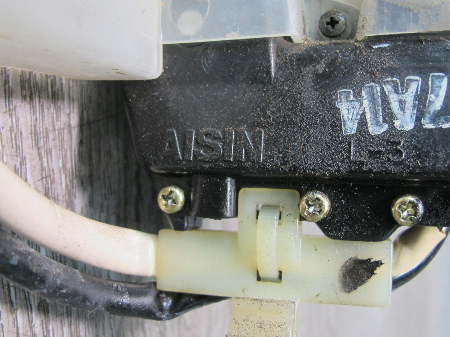 95-97 Toyota Celsior UCF20 RHD Front Left Door Lock Latch Actuator OEM