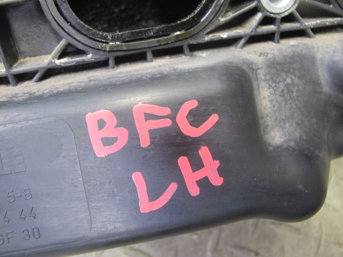 11-13 BMW F01 F07 F10 550I 4.4L N63 Left & Right Engine Intake Manifold Set OEM