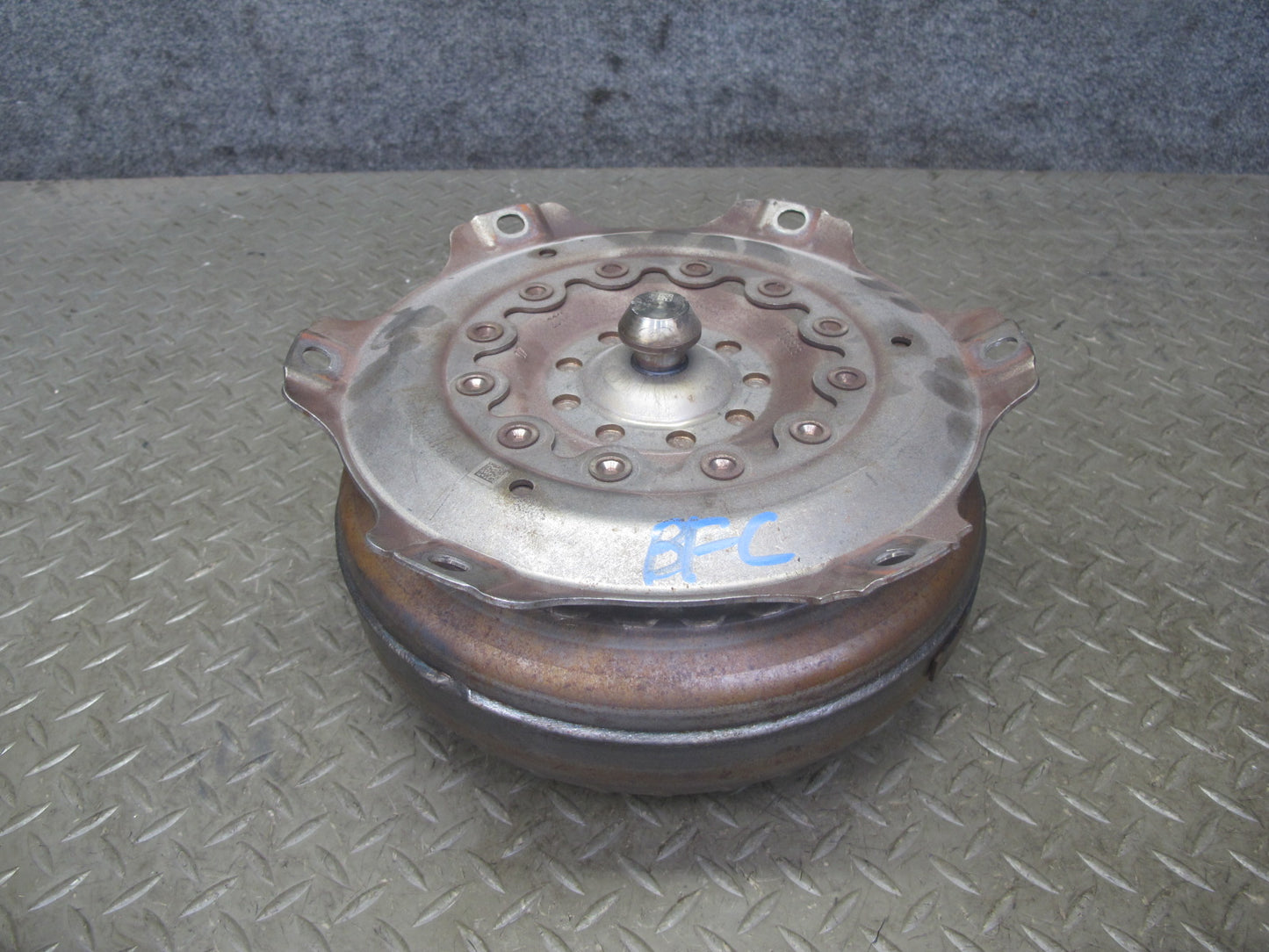 11-13 BMW F07 F10 550i AWD 8HP-70 A/T Transmission Torque Converter 103K OEM