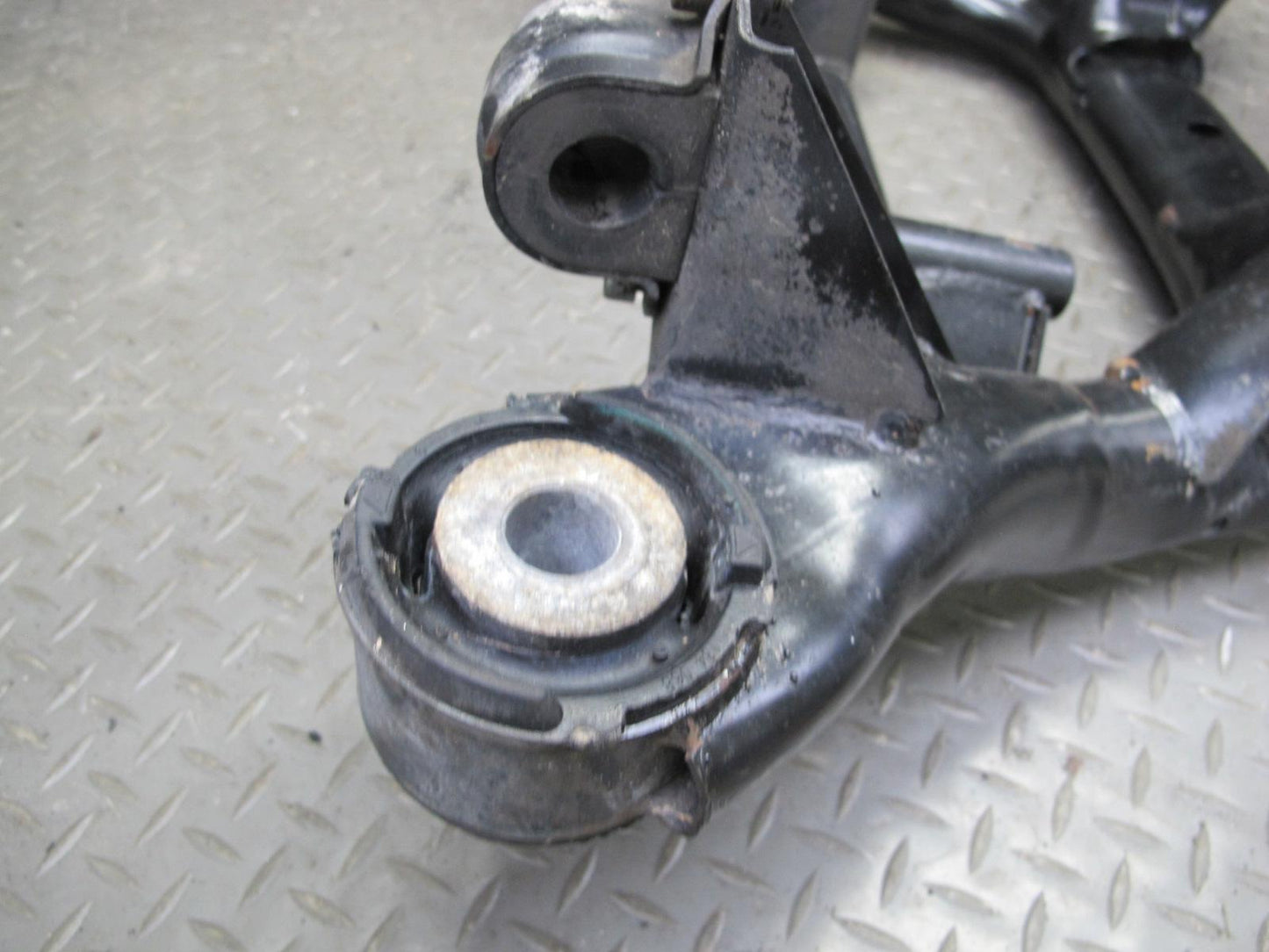 01-06 BMW E46 M3 S54 Rear Suspension Differential Crossmember Subframe Support