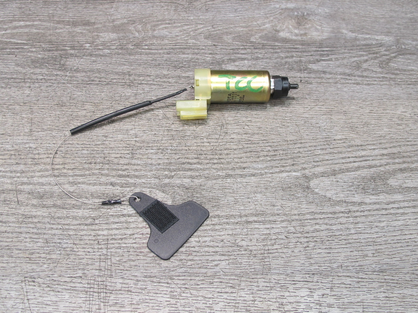 93-00 Toyota Celsior Lexus LS400 Fuel Door Lock Latch Release Actuator Motor OEM