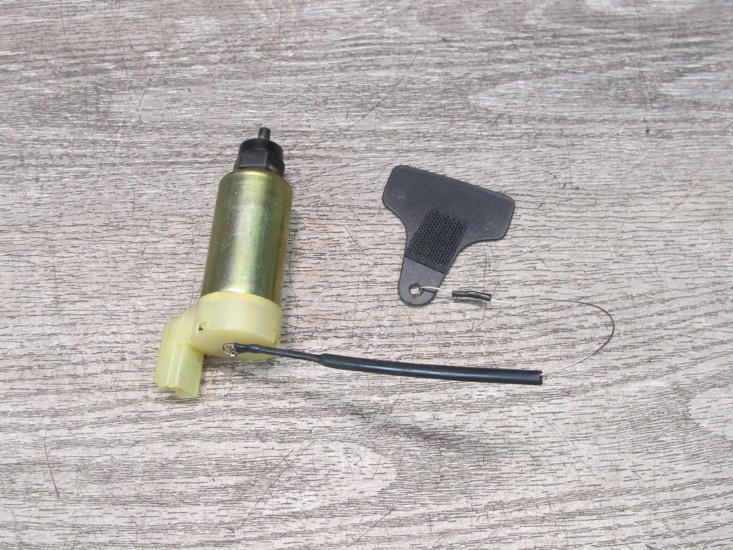 93-00 Toyota Celsior Lexus LS400 Fuel Door Lock Latch Release Actuator Motor OEM