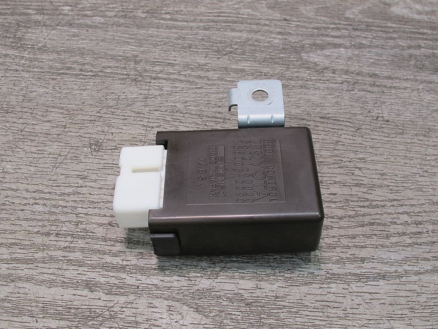 95-97 Toyota Celsior Lexus LS400 UCF20 Sunroof Relay Control Module OEM