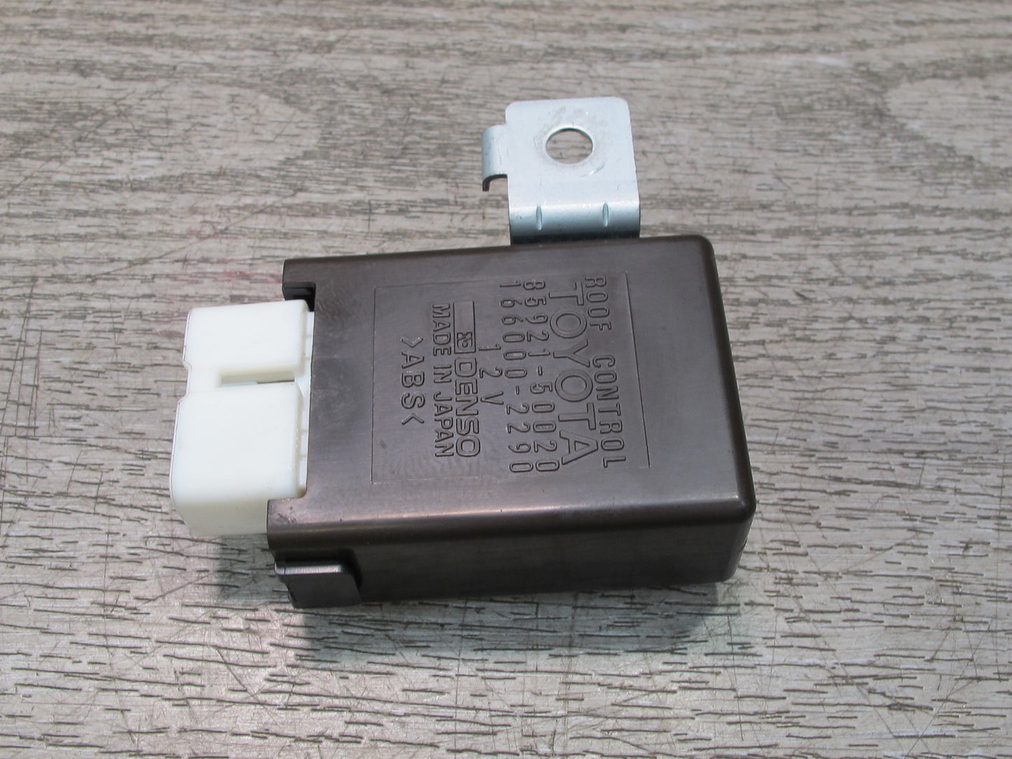 95-97 Toyota Celsior Lexus LS400 UCF20 Sunroof Relay Control Module OEM