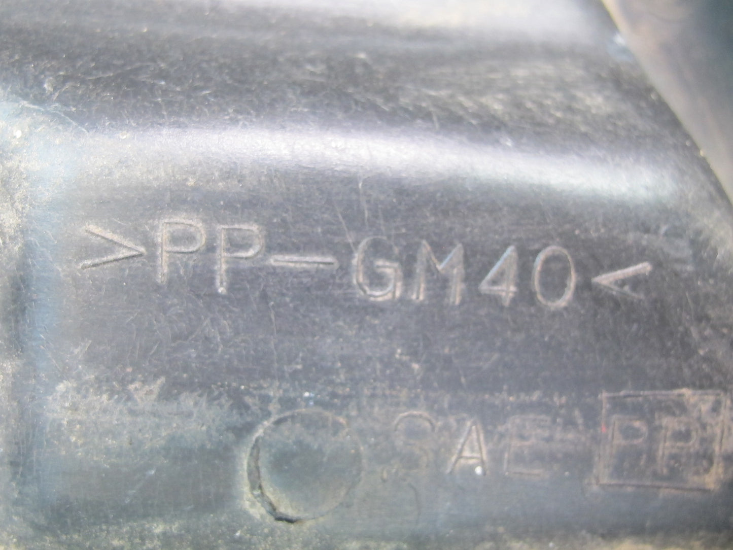 95-00 Toyota Celsior Lexus LS400 UCF20 Battery Tray Holder Bracket Support OEM