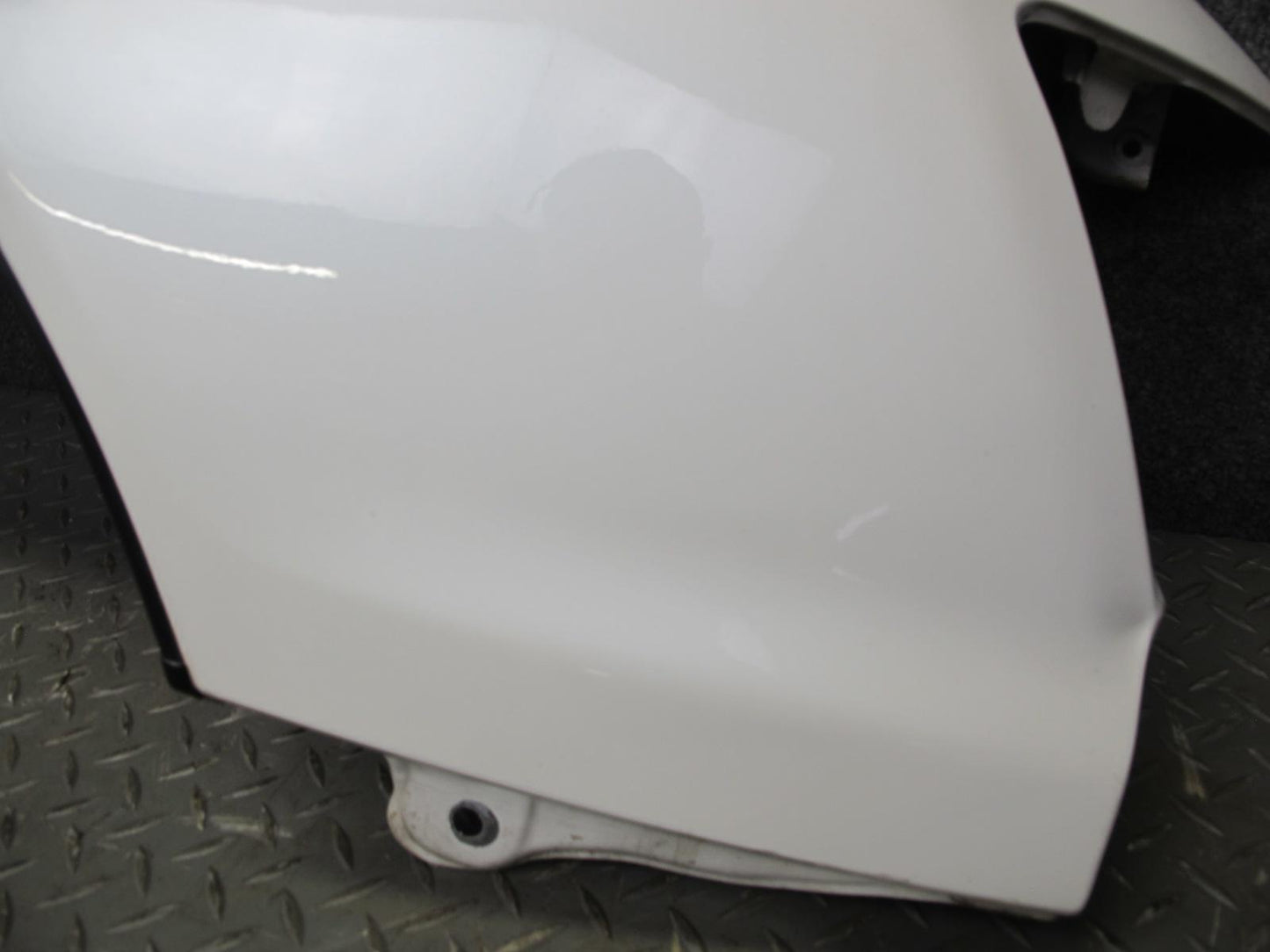 95-97 Toyota Celsior Lexus LS400 Front Right Fender Shell Panel Cover White OEM