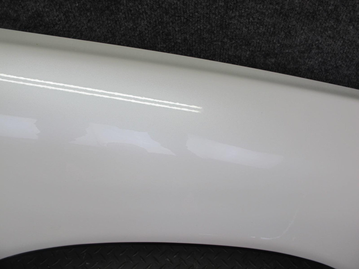 95-97 Toyota Celsior Lexus LS400 Front Right Fender Shell Panel Cover White OEM