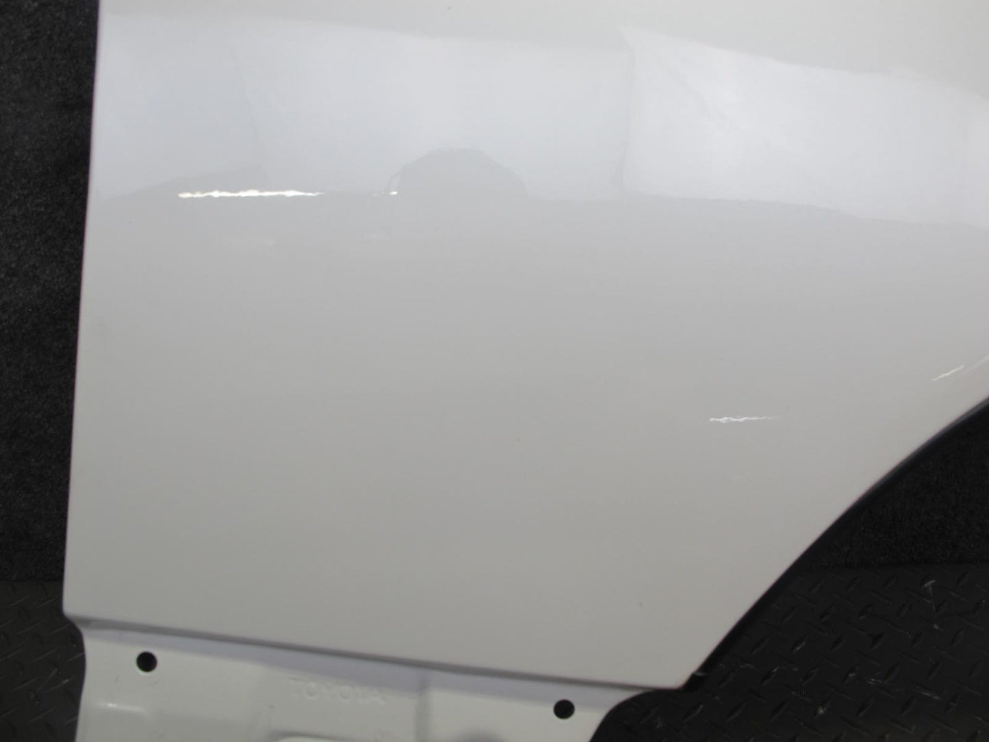 95-97 Toyota Celsior Lexus LS400 Front Right Fender Shell Panel Cover White OEM