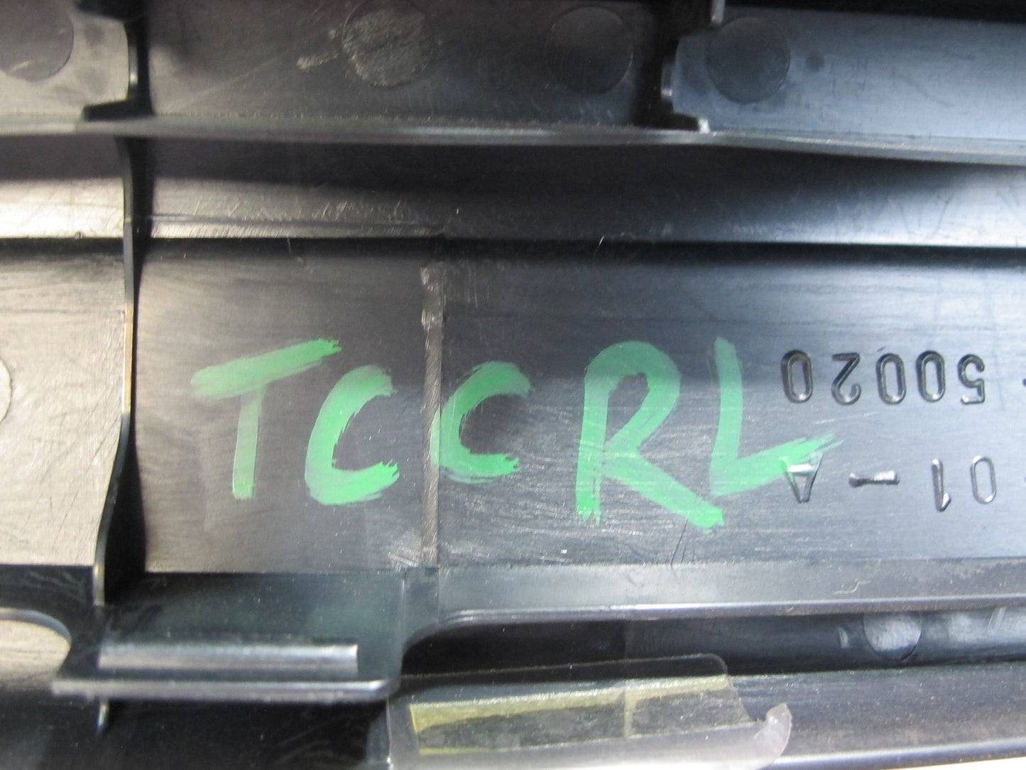 95-00 Toyota Celsior Lexus LS400 Rear Door Scuff Sill Plate Trim Set Black OEM