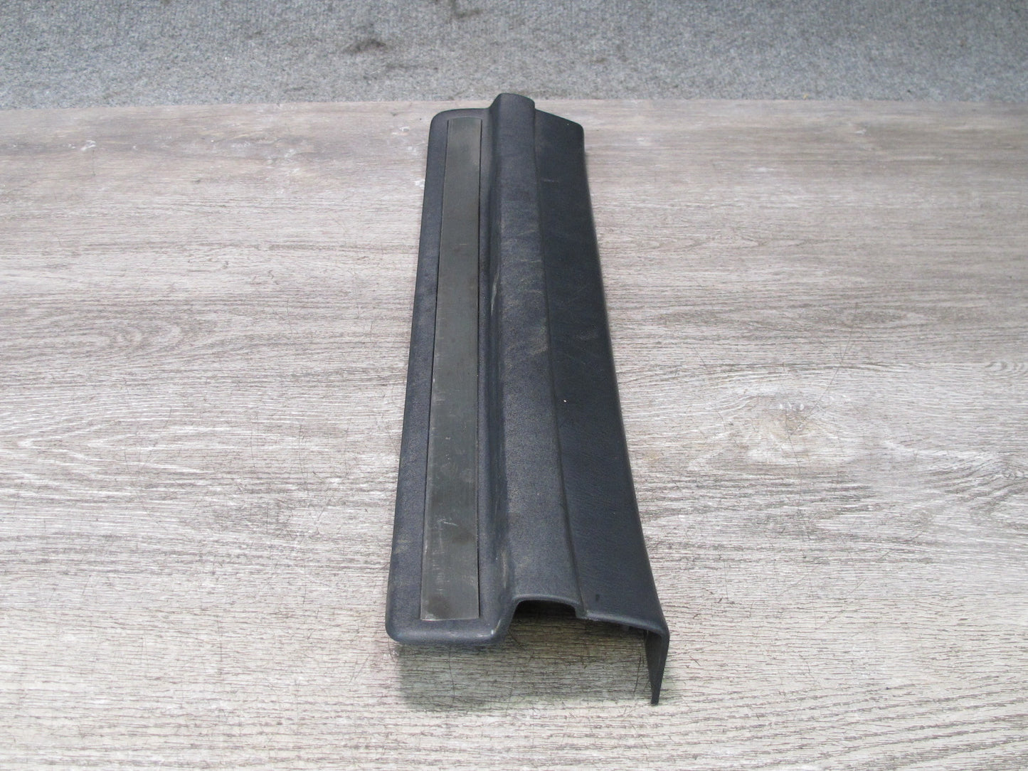 95-00 Toyota Celsior Lexus LS400 Rear Door Scuff Sill Plate Trim Set Black OEM