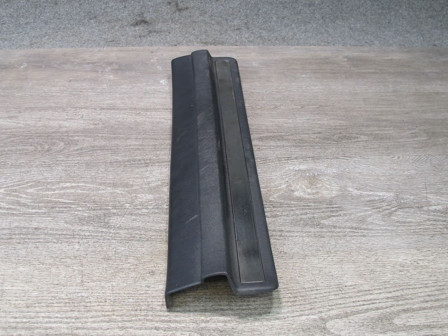 95-00 Toyota Celsior Lexus LS400 Rear Door Scuff Sill Plate Trim Set Black OEM