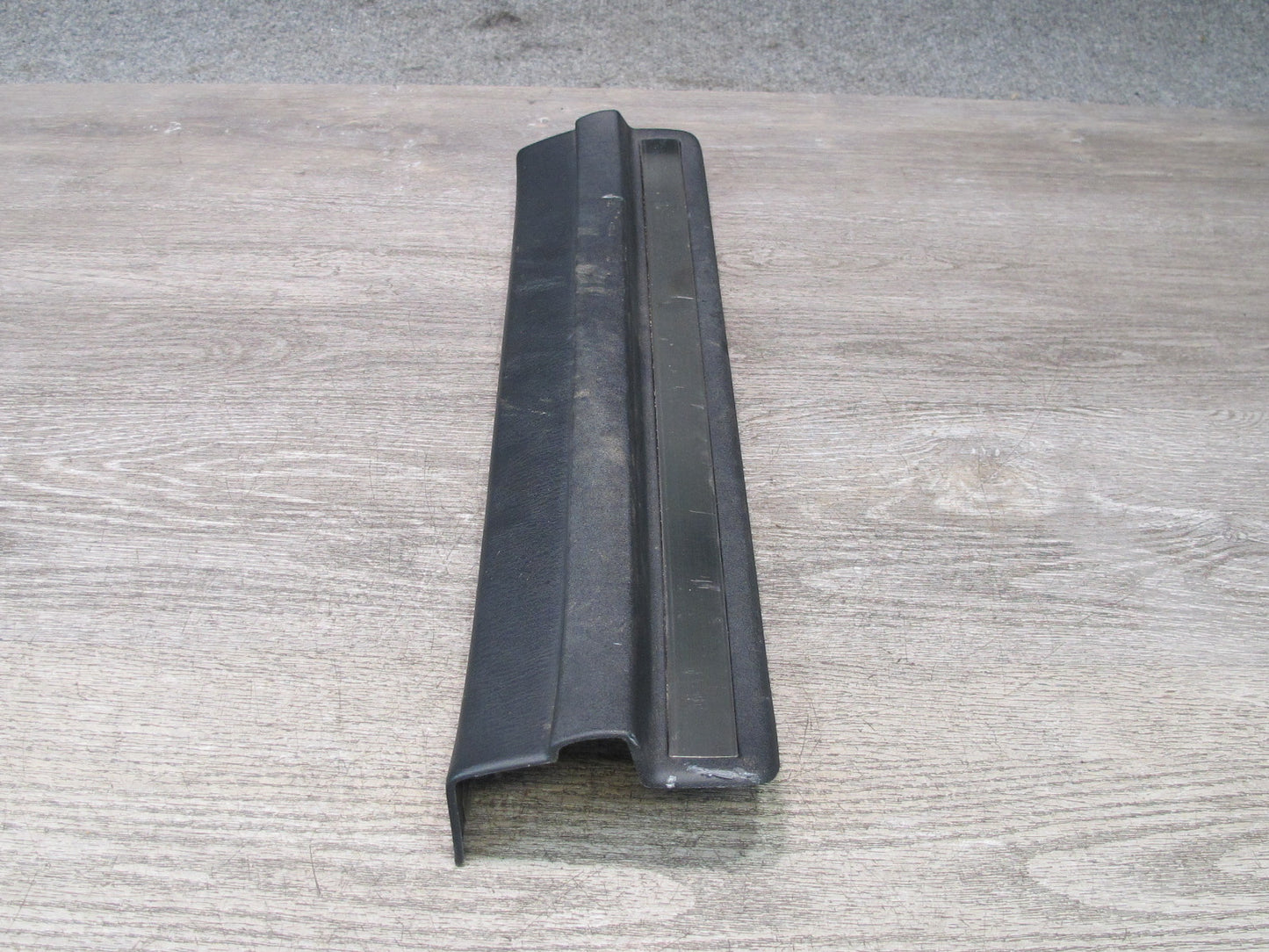 95-00 Toyota Celsior Lexus LS400 Rear Door Scuff Sill Plate Trim Set Black OEM