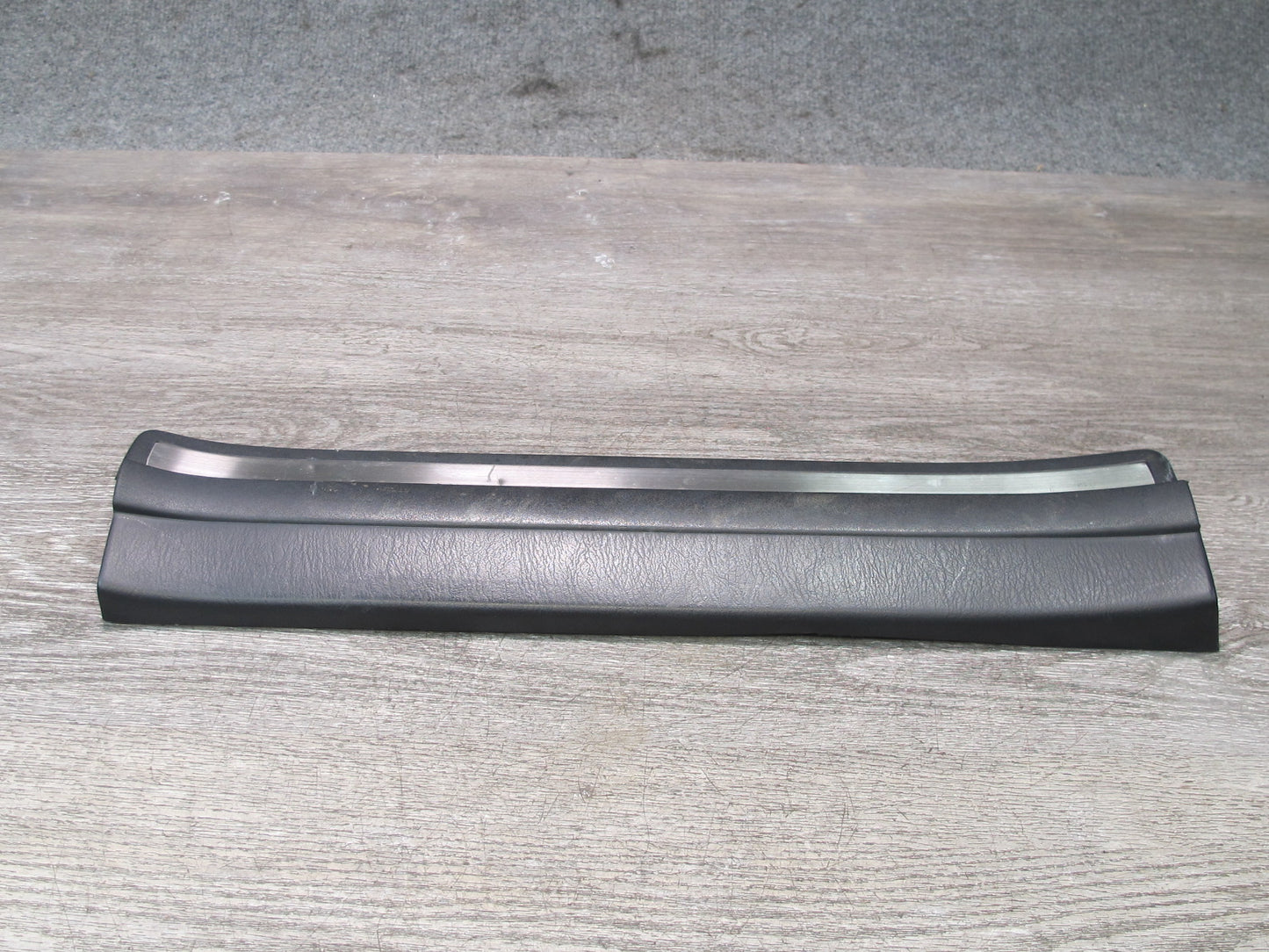 95-00 Toyota Celsior Lexus LS400 Rear Door Scuff Sill Plate Trim Set Black OEM