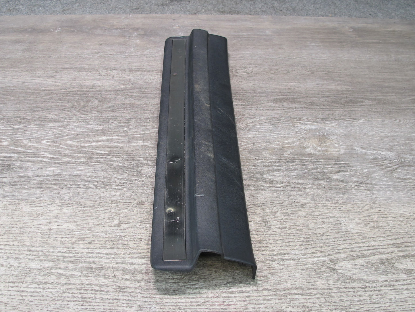 95-00 Toyota Celsior Lexus LS400 Rear Door Scuff Sill Plate Trim Set Black OEM