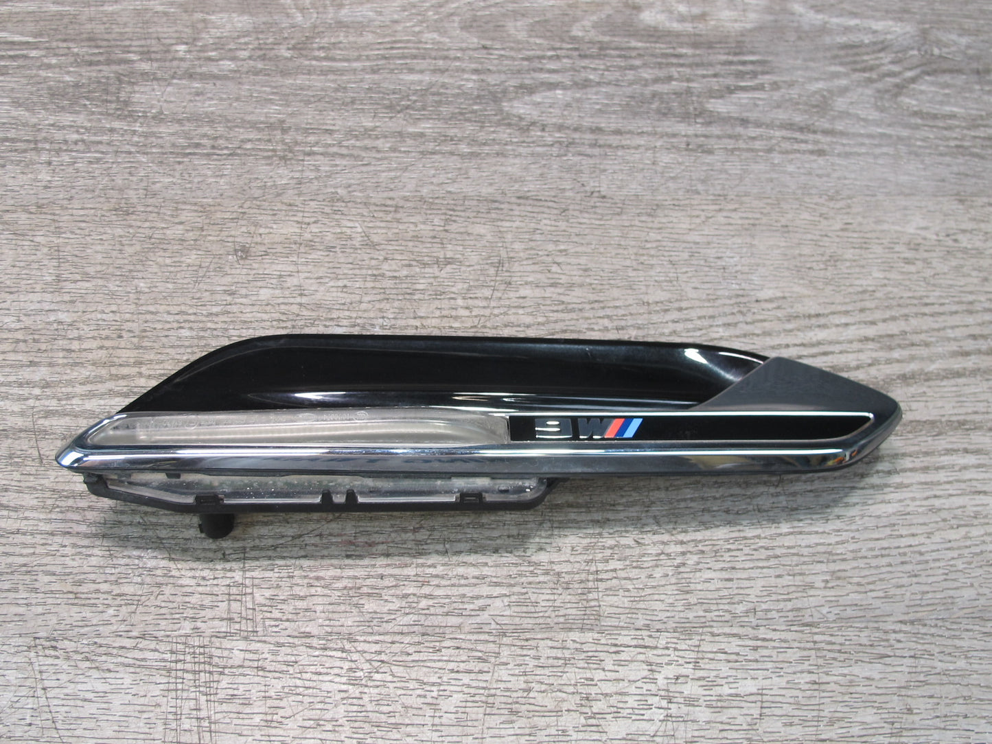 2012-2018 BMW F12 F13 M6 S63T Left Driver Side Fender Turn Signal Light Trim