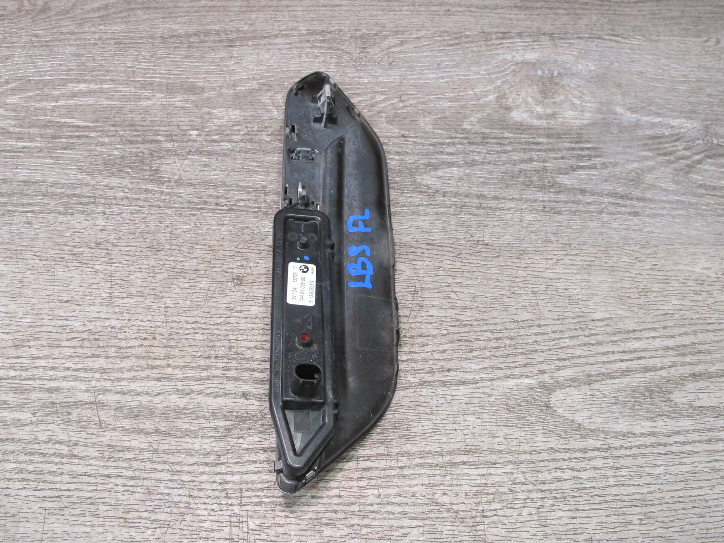 2012-2018 BMW F12 F13 M6 S63T Left Driver Side Fender Turn Signal Light Trim