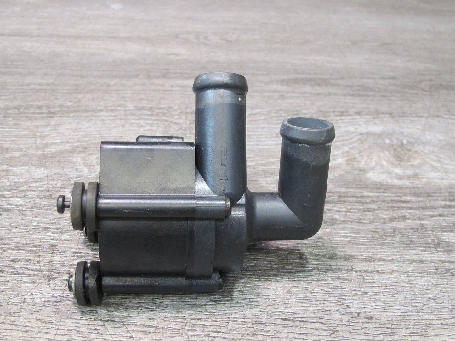 2012-2018 BMW F12 F13 F06 M6 N63 S63T Auxiliary Electric Coolant Water Pump