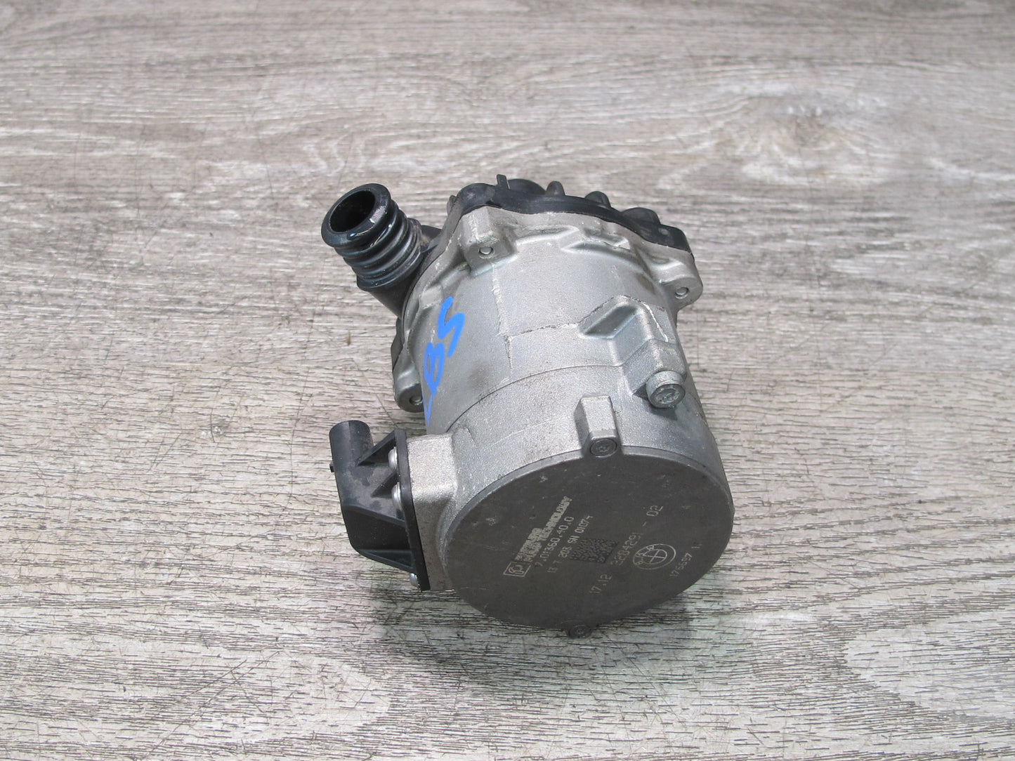 2012-2018 BMW F12 F13 M6 S63T Engine Radiator Auxiliary Water Pump