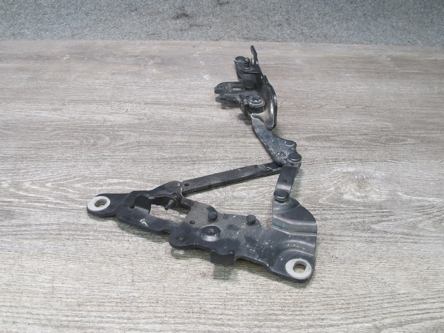 2012-2018 BMW F12 F13 F06 M6 Front Hood Bonnet Hinge Right & Left Side Set