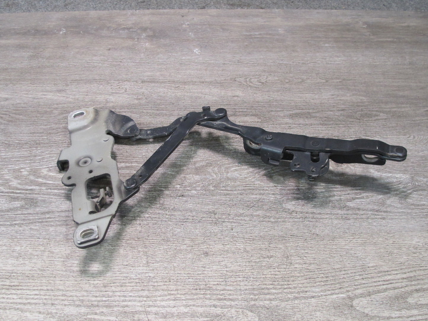 2012-2018 BMW F12 F13 F06 M6 Front Hood Bonnet Hinge Right & Left Side Set