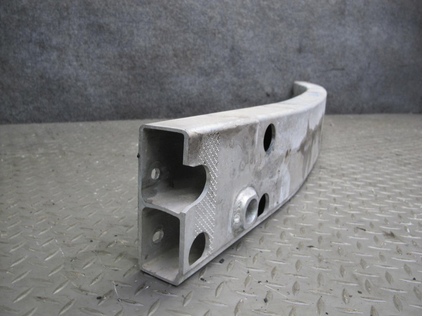 2013-2015 Infiniti JX35 QX60 Front Bumper Reinforcement Impact Crash Bar w Foam