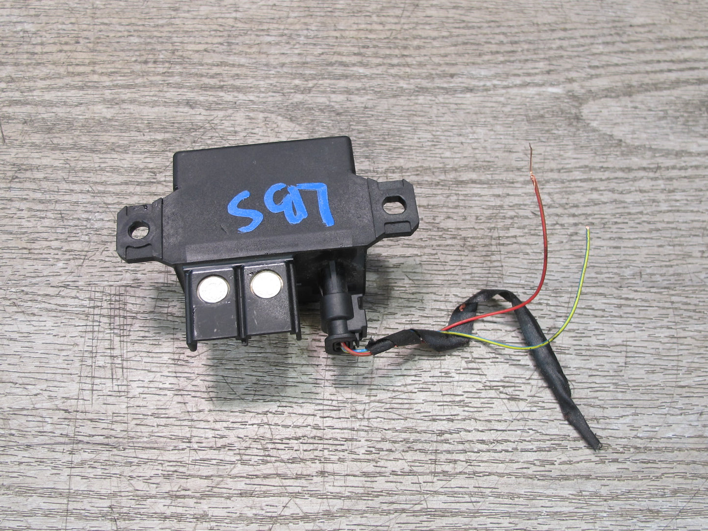 2012-2018 BMW F12 F13 F06 M6 Engine Cooling Fan Motor Relay Module